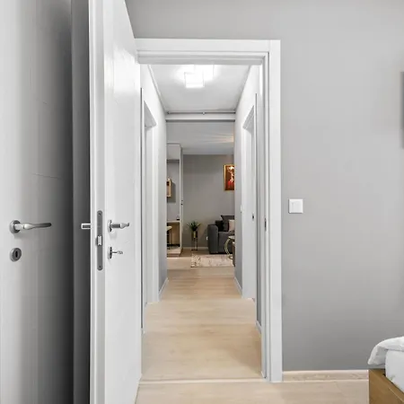 Apartament Hils Pallady