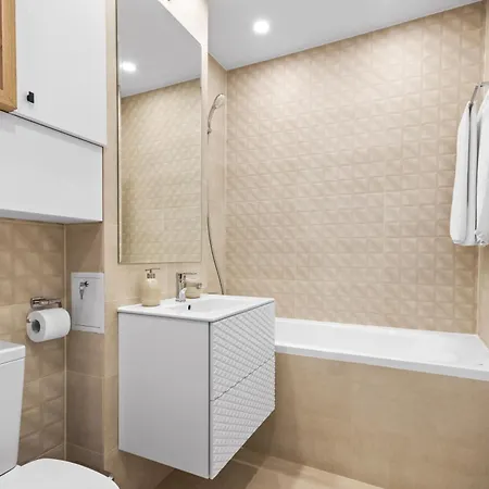 Hils Pallady Apartament