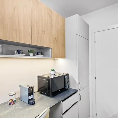 Hils Pallady Apartment *